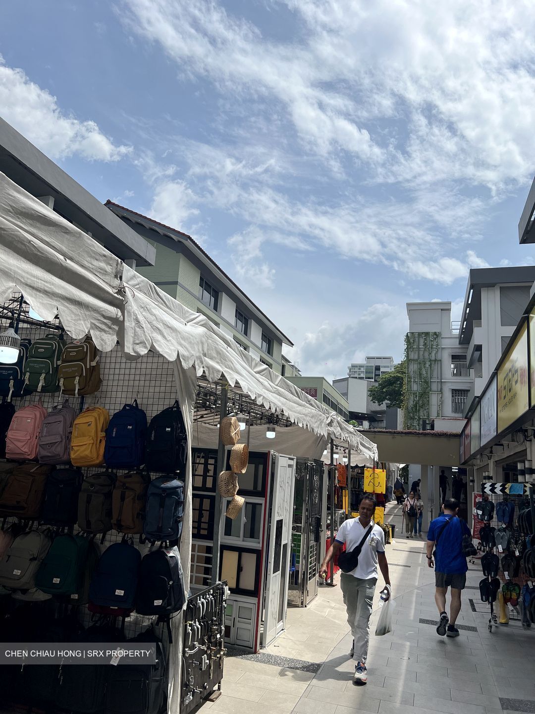 709 ANG MO KIO AVENUE 8 (D20), Shop House #461063341